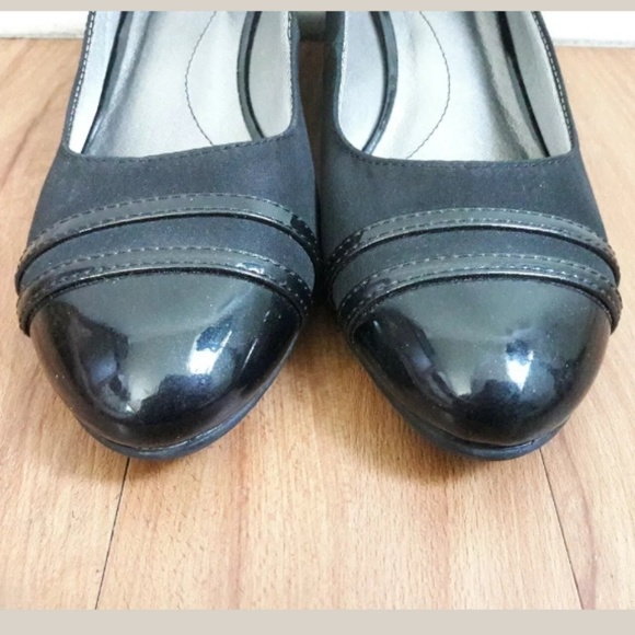 Life Stride Juliana Flex Soles Black Slip On Wedge - Picture 4 of 8